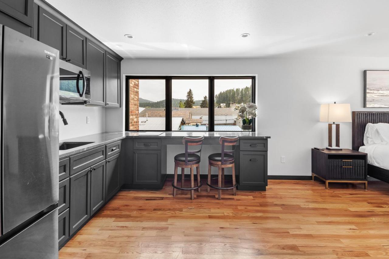 Mcgregor & Main - Luxury Lofts Apartment Hill City Exterior photo