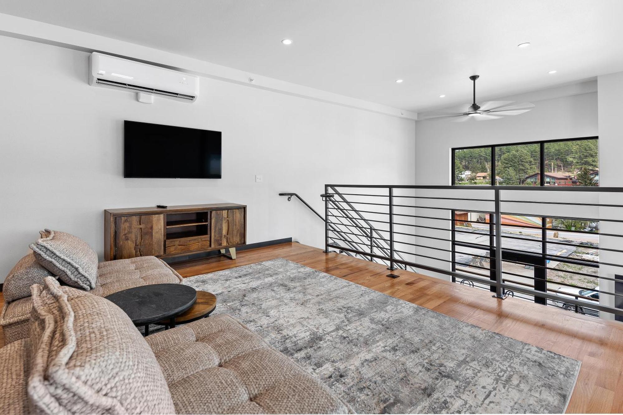 Mcgregor & Main - Luxury Lofts Apartment Hill City Exterior photo